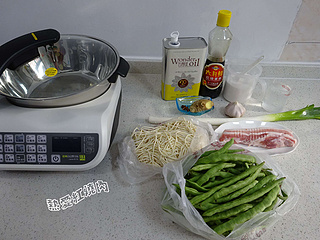 <a href=/shicai/shucai/BianDou/index.html target=_blank><u>扁豆</u></a>焖面