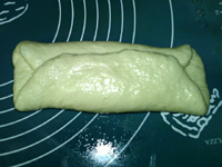 山形<a href=/shicai/mimian/MianBao/index.html target=_blank><u>面包</u></a>