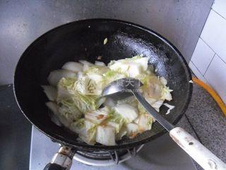 素炒<a href=/shicai/shucai/BaiCai/index.html target=_blank><u>白菜</u></a>片