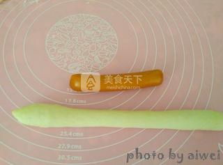 <a href=/shicai/rouqin/XiangChang/index.html target=_blank><u>香肠</u></a><a href=/shicai/mimian/MianBao/index.html target=_blank><u>面包</u></a>