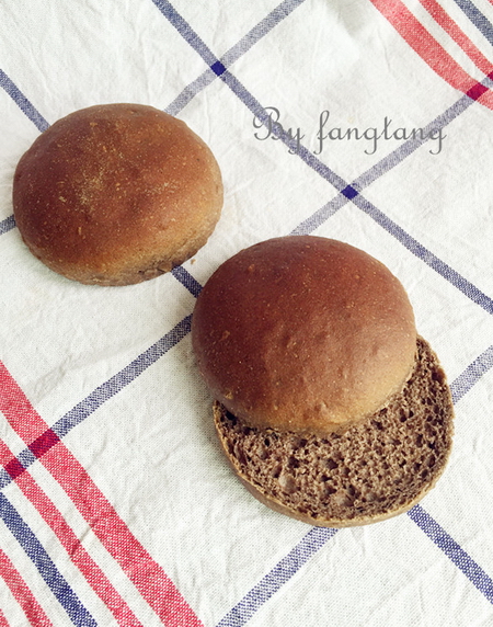 <a href=/shicai/mimian/HeiMi/index.html target=_blank><u>黑米</u></a><a href=/shicai/mimian/SuanNai/index.html target=_blank><u>酸奶</u></a><a href=/shicai/mimian/MianBao/index.html target=_blank><u>面包</u></a>