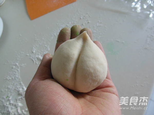 寿<a href=/shicai/guopin/Tao/index.html target=_blank><u>桃</u></a>贺新春的做法