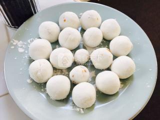 <a href=/shicai/guopin/ZhiMa/index.html target=_blank><u>芝麻</u></a>酱果仁汤圆