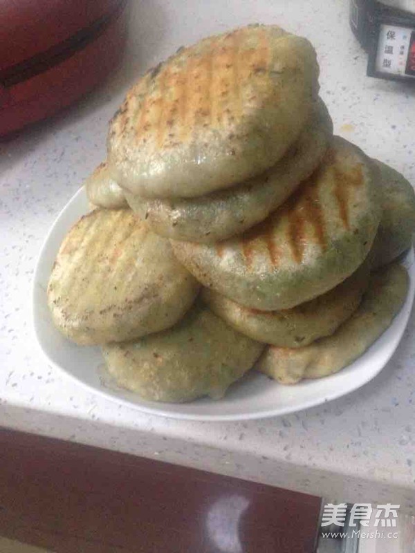 <a href=/shicai/shucai/JiCai/index.html target=_blank><u>荠菜</u></a><a href=/shicai/rouqin/ZhuRou/index.html target=_blank><u>猪肉</u></a>馅饼的做法