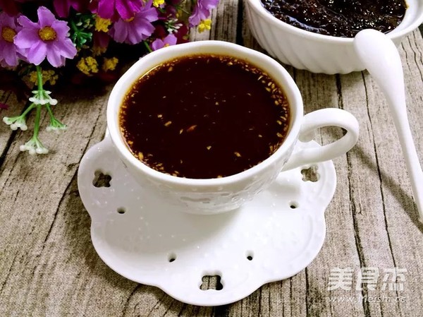 红<a href=/shicai/guopin/Zao/index.html target=_blank><u>枣</u></a>姜茶的做法