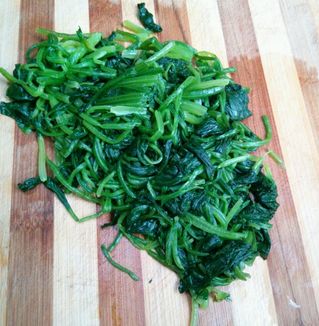 椰蓉拌<a href=/shicai/shucai/BoCai/index.html target=_blank><u>菠菜</u></a>