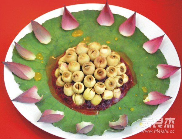 <a href=/shicai/shucai/ZiShu/index.html target=_blank><u>紫薯</u></a><a href=/shicai/guopin/LianZi/index.html target=_blank><u>莲子</u></a>塔的做法