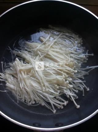 <a href=zt/lbjzg target=_blank><u>凉拌金针菇</u></a>