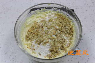 <a href=/shicai/guopin/HuaSheng/index.html target=_blank><u>花生</u></a>小小酥