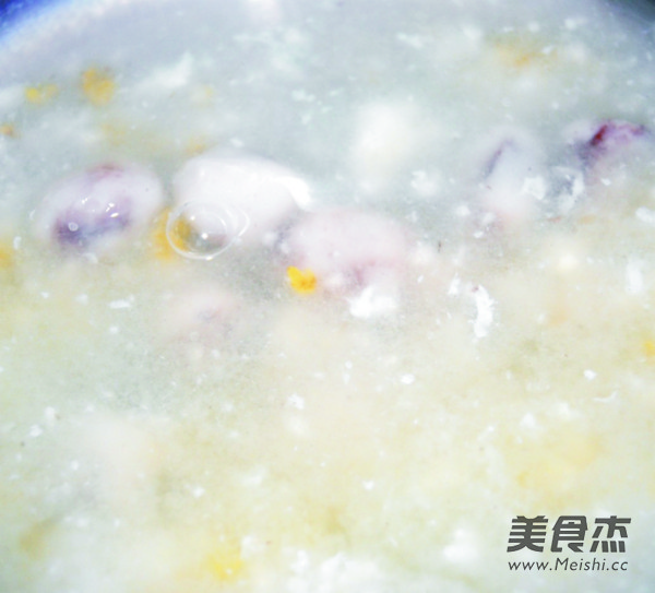 <a href=/shicai/shucai/GuiHua/index.html target=_blank><u>桂花</u></a>酒酿夹心小圆子的做法