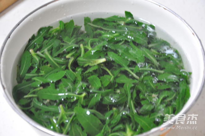 凉拌苦须的做法