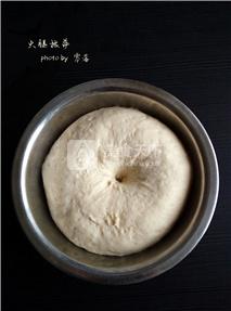 <a href=/shicai/rouqin/HuoTui/index.html target=_blank><u>火腿</u></a>披萨