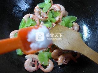 <a href=/shicai/shucai/WoSun/index.html target=_blank><u>莴笋</u></a>炒海虾