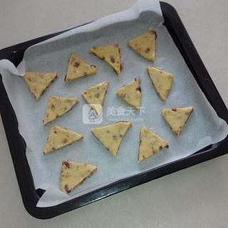 红<a href=/shicai/guopin/Zao/index.html target=_blank><u>枣</u></a>司康