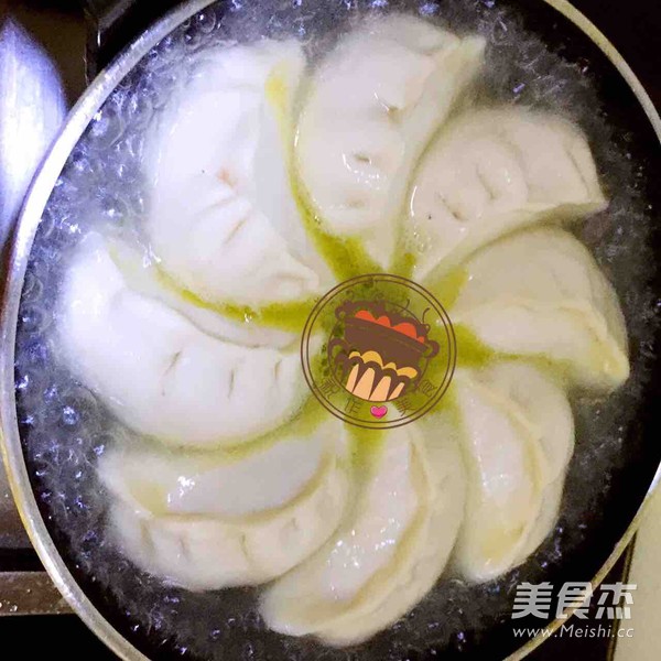 快手锅贴(生煎)的做法
