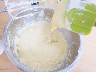 <a href=/shicai/guopin/PuTaoGan/index.html target=_blank><u><a href=/shicai/guopin/PuTao/index.html target=_blank><u>葡萄</u></a>干</u></a><a href=/shicai/guopin/ZhiMa/index.html target=_blank><u>芝麻</u></a><a href=zt/qifengdg target=_blank><u>戚风蛋糕</u></a>