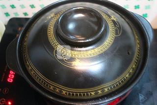 <a href=/shicai/rouqin/PaiGu/index.html target=_blank><u>排骨</u></a>海鲜<a href=/shicai/mimian/DouFu/index.html target=_blank><u>豆腐</u></a>汤