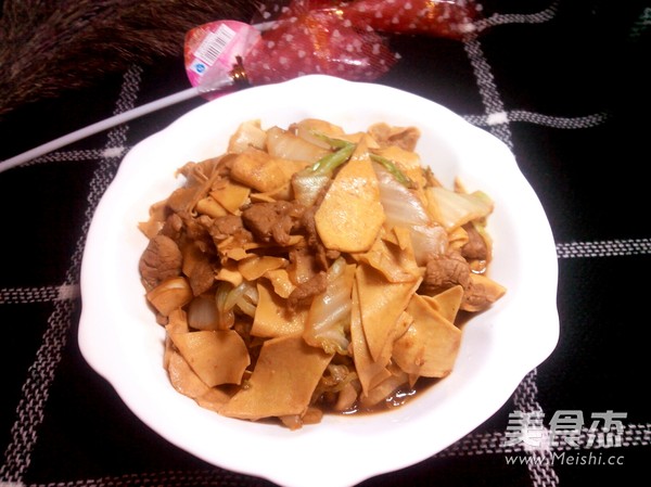 <a href=/shicai/shucai/BaiCai/index.html target=_blank><u>白菜</u></a>炒干<a href=/shicai/mimian/DouFu/index.html target=_blank><u>豆腐</u></a>的做法