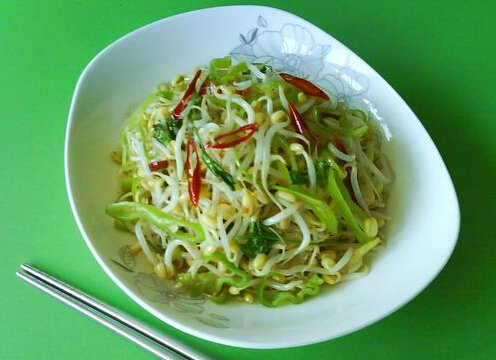 怎么做香辣绿<a href=/shicai/shucai/DouYa/index.html target=_blank><u>豆芽</u></a>？