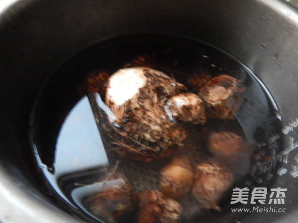 <a href=/shicai/guopin/LanMei/index.html target=_blank><u>蓝莓</u></a><a href=/shicai/diaoweipin/FanQieJiang/index.html target=_blank><u>番茄酱</u></a><a href=/shicai/shucai/YuTou/index.html target=_blank><u>芋头</u></a>的做法