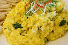 <a href=/shicai/shuichanpin/15533.html target=_blank><u>蟹黄</u></a>蛋