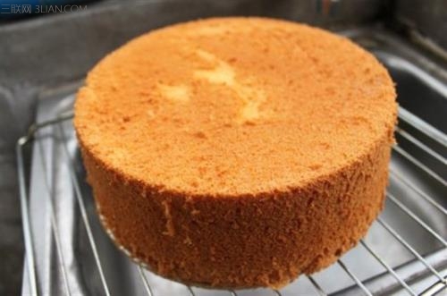 原味<a href=zt/qifengdg target=_blank><u>戚风蛋糕</u></a>怎么做