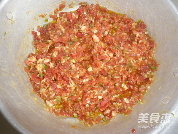 <a href=/shicai/shucai/BoCai/index.html target=_blank><u>菠菜</u></a><a href=/shicai/guopin/HuoLongGuo/index.html target=_blank><u>火龙果</u></a>汁双色饺子的做法