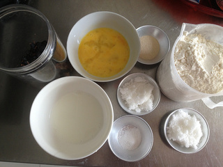 <a href=/shicai/mimian/MianBao/index.html target=_blank><u>面包</u></a>机版<a href=/shicai/guopin/HeiJiaLun/index.html target=_blank><u>黑加仑</u></a>切片<a href=/shicai/mimian/MianBao/index.html target=_blank><u>面包</u></a>