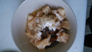 <a href=/shicai/shucai/XingBaoGu/index.html target=_blank><u><a href=/shicai/guopin/Xing/index.html target=_blank><u>杏</u></a>鲍菇</u></a>鸡丁