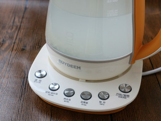 <a href=/shicai/shuichanpin/GanBei/index.html target=_blank><u>干贝</u></a>鳝鱼粥