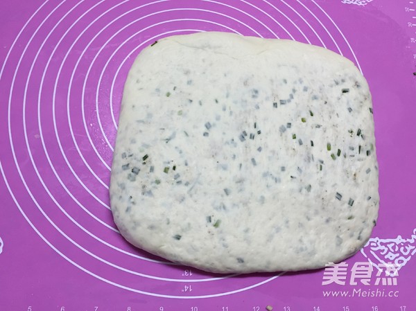 椒盐葱花饼的做法