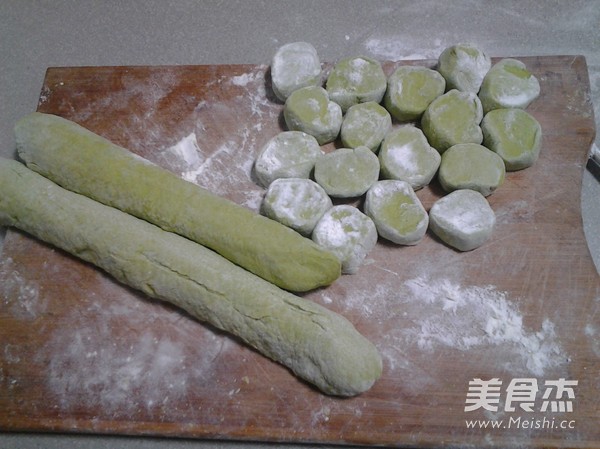 绿玫瑰馒头的做法