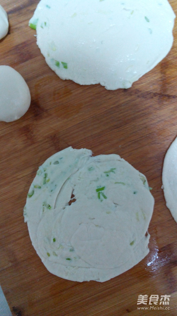 低粉版葱抓饼的做法