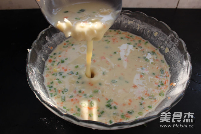 仙菇<a href=/shicai/rouqin/JiDan/index.html target=_blank><u>鸡蛋</u></a>饼的做法