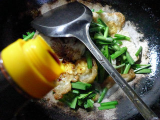 <a href=/shicai/shucai/JiuCai/index.html target=_blank><u>韭菜</u></a><a href=/shicai/rouqin/AnChun/index.html target=_blank><u>鹌鹑</u></a>蛋小素鸡