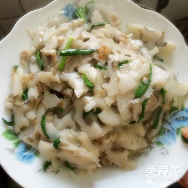 <a href=/shicai/shucai/LianOu/index.html target=_blank><u>莲<a href=/shicai/shucai/Ou/index.html target=_blank><u>藕</u></a></u></a>炒肉片的做法