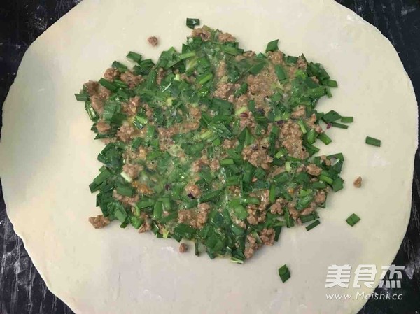 阿拉伯特色小吃 <a href=/shicai/shucai/JiuCai/index.html target=_blank><u>韭菜</u></a><a href=/shicai/rouqin/JiDan/index.html target=_blank><u>鸡蛋</u></a><a href=/shicai/rouqin/YangRou/index.html target=_blank><u>羊肉</u></a>宝的做法