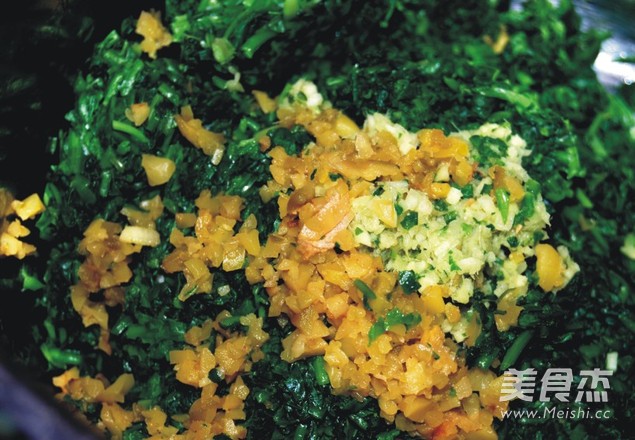 <a href=/shicai/shucai/JiCai/index.html target=_blank><u>荠菜</u></a>馄饨的做法