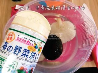 <a href=/shicai/rouqin/ZhengJi/index.html target=_blank><u>鸡肉</u></a>菌菇泥