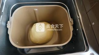 <a href=/shicai/guopin/LiZiLiZi/index.html target=_blank><u>李子</u></a>酱花盘<a href=/shicai/mimian/MianBao/index.html target=_blank><u>面包</u></a>