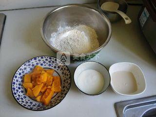 <a href=/shicai/shucai/NanGua/index.html target=_blank><u>南瓜</u></a>小馒头