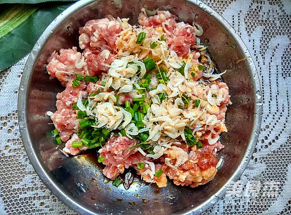 虾皮蒸肉饼的做法