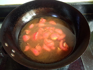 <a href=/shicai/shucai/QiuKui/index.html target=_blank><u>秋葵</u></a>番茄蛋汤