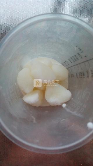 <a href=/shicai/mimian/NiuNai/index.html target=_blank><u>牛奶</u></a>小<a href=/shicai/mimian/MianBao/index.html target=_blank><u>面包</u></a>