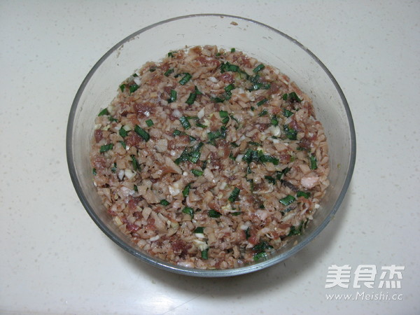 <a href=/shicai/rouqin/ZhuRou/index.html target=_blank><u>猪肉</u></a><a href=/shicai/shucai/XingBaoGu/index.html target=_blank><u><a href=/shicai/guopin/Xing/index.html target=_blank><u>杏</u></a>鲍菇</u></a>水饺的做法