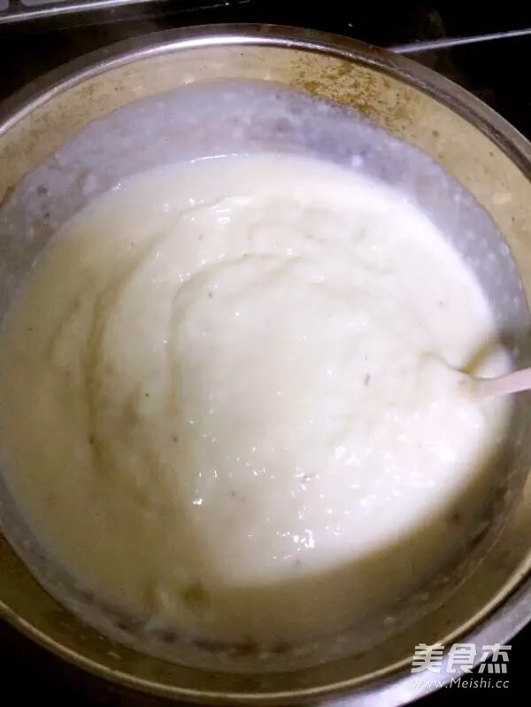 <a href=/shicai/mimian/NiuNai/index.html target=_blank><u>牛奶</u></a>椰蓉小方糕的做法