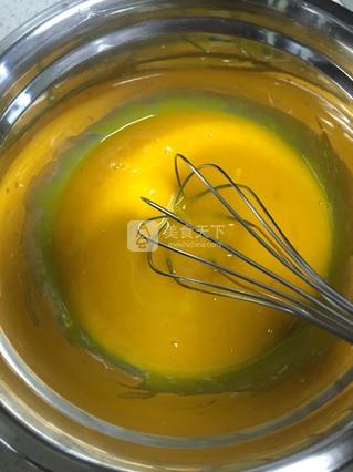 土<a href=/shicai/rouqin/JiDan/index.html target=_blank><u>鸡蛋</u></a>的<a href=zt/qifengdg target=_blank><u>戚风蛋糕</u></a>