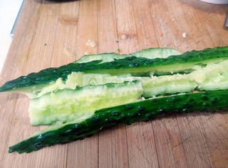 蒜泥拍<a href=/shicai/shucai/HuangGua/index.html target=_blank><u>黄瓜</u></a>