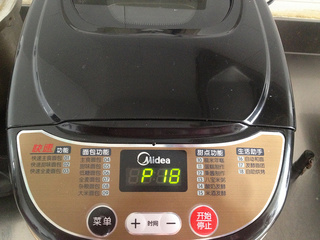 <a href=/shicai/mimian/MianBao/index.html target=_blank><u>面包</u></a>机版<a href=/shicai/guopin/HeiJiaLun/index.html target=_blank><u>黑加仑</u></a>切片<a href=/shicai/mimian/MianBao/index.html target=_blank><u>面包</u></a>