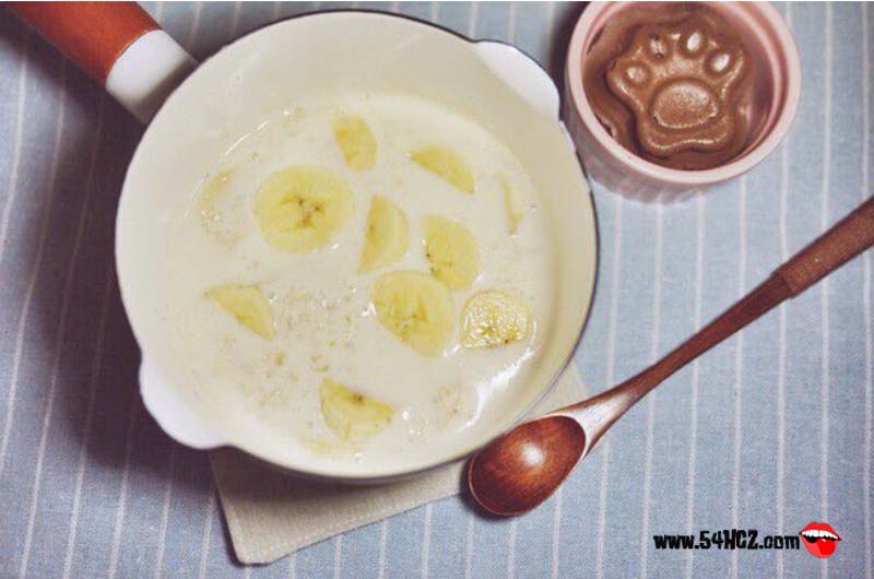 <a href=/shicai/guopin/XianJiao/index.html target=_blank><u>香蕉</u></a>减肥法管用吗2